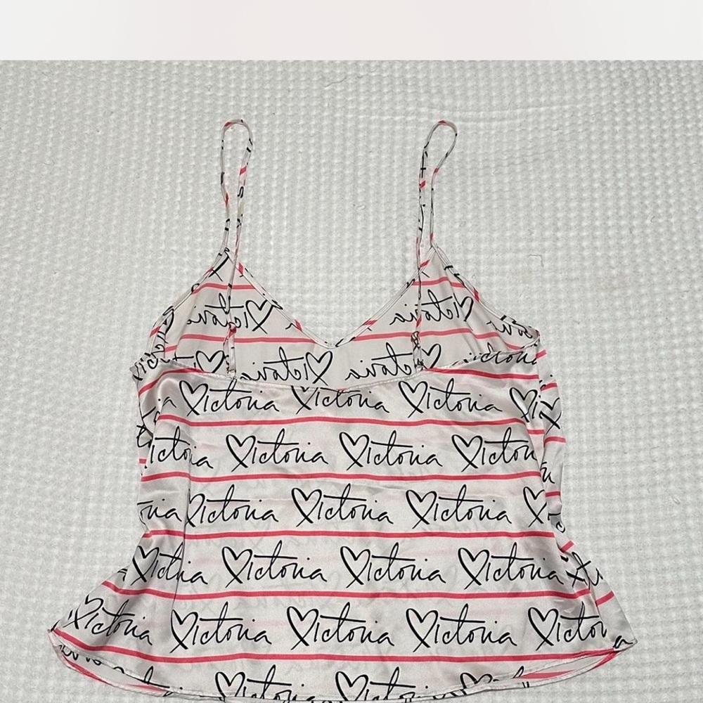 White and Black Women's Top